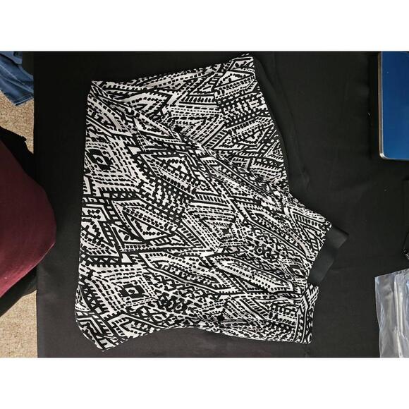 Ruby Rd. Pants - Ruby Rd Pre-Owned Tribal‎ Pants Black White Geometric Pattern Size 2X